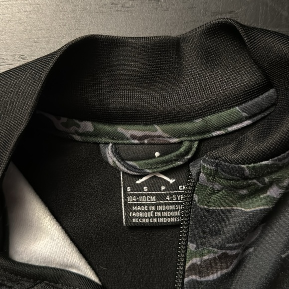 Jordan zip up sweater size 5 - Picture 3 of 4